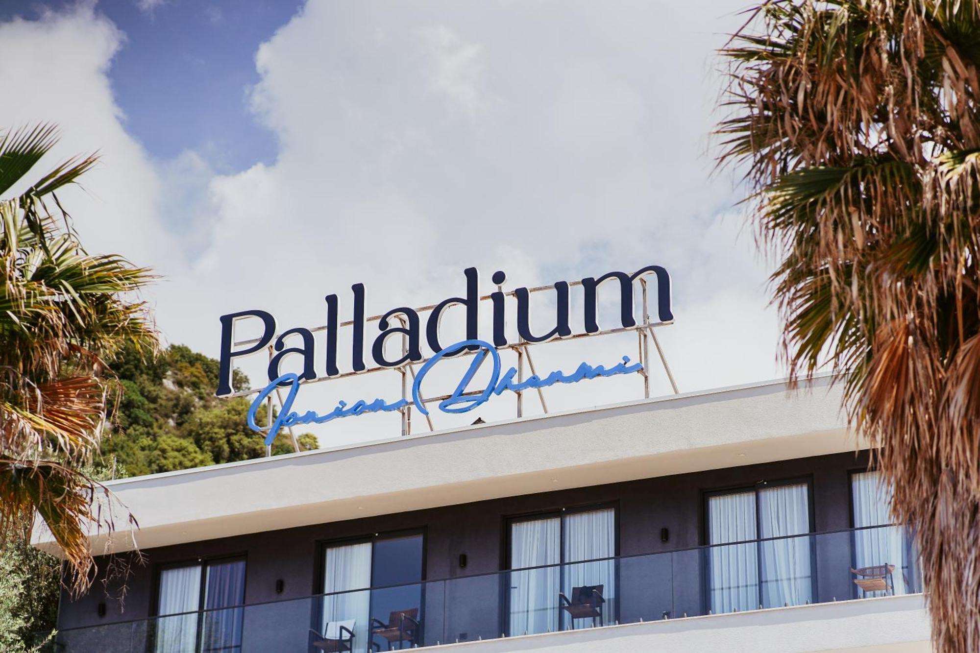 Palladium Beach Hotel- Private Beach Included Dhërmi Exterior foto